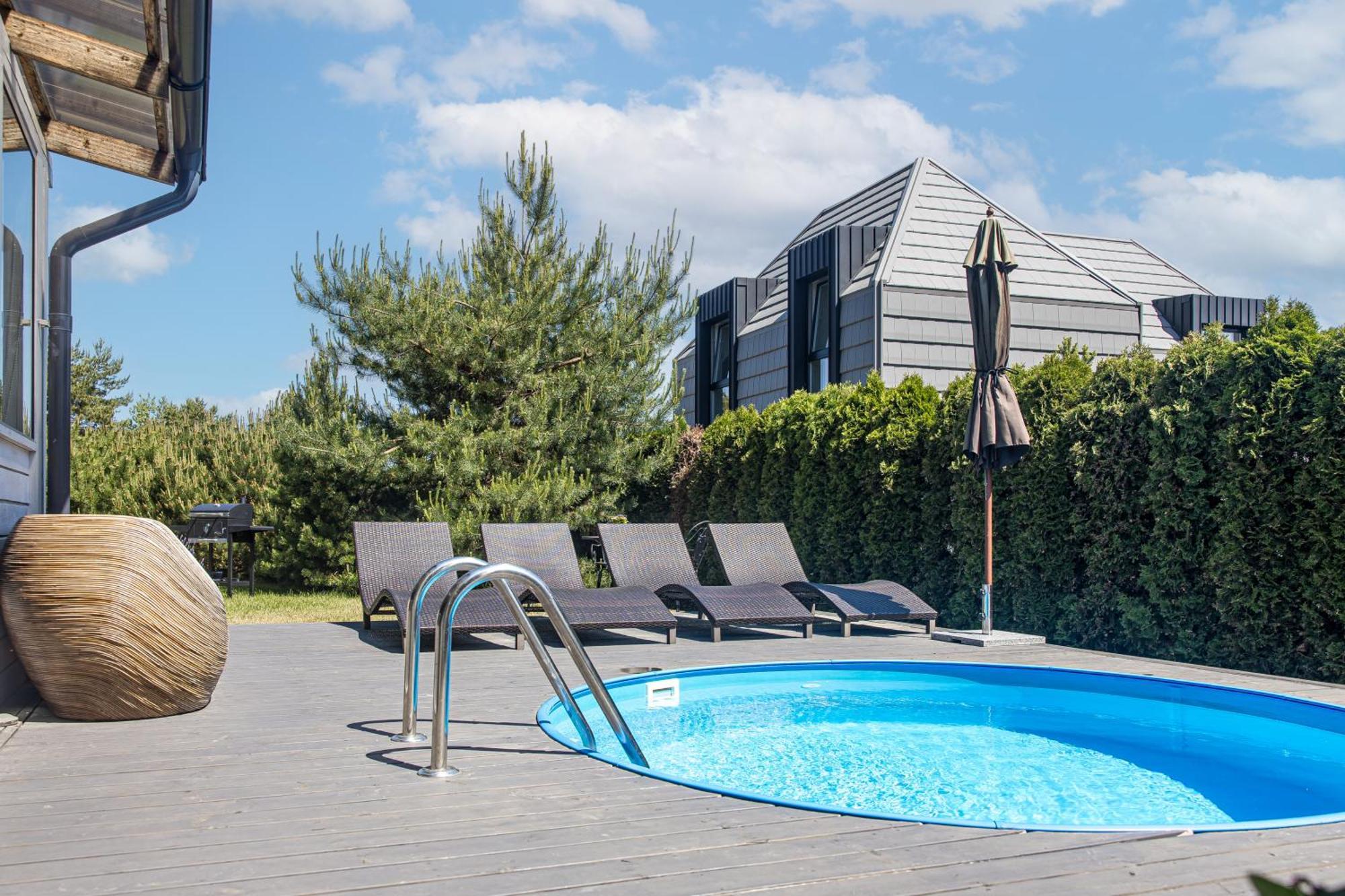 Villa With Private Pool Laumes Juosta Połąga Zewnętrze zdjęcie